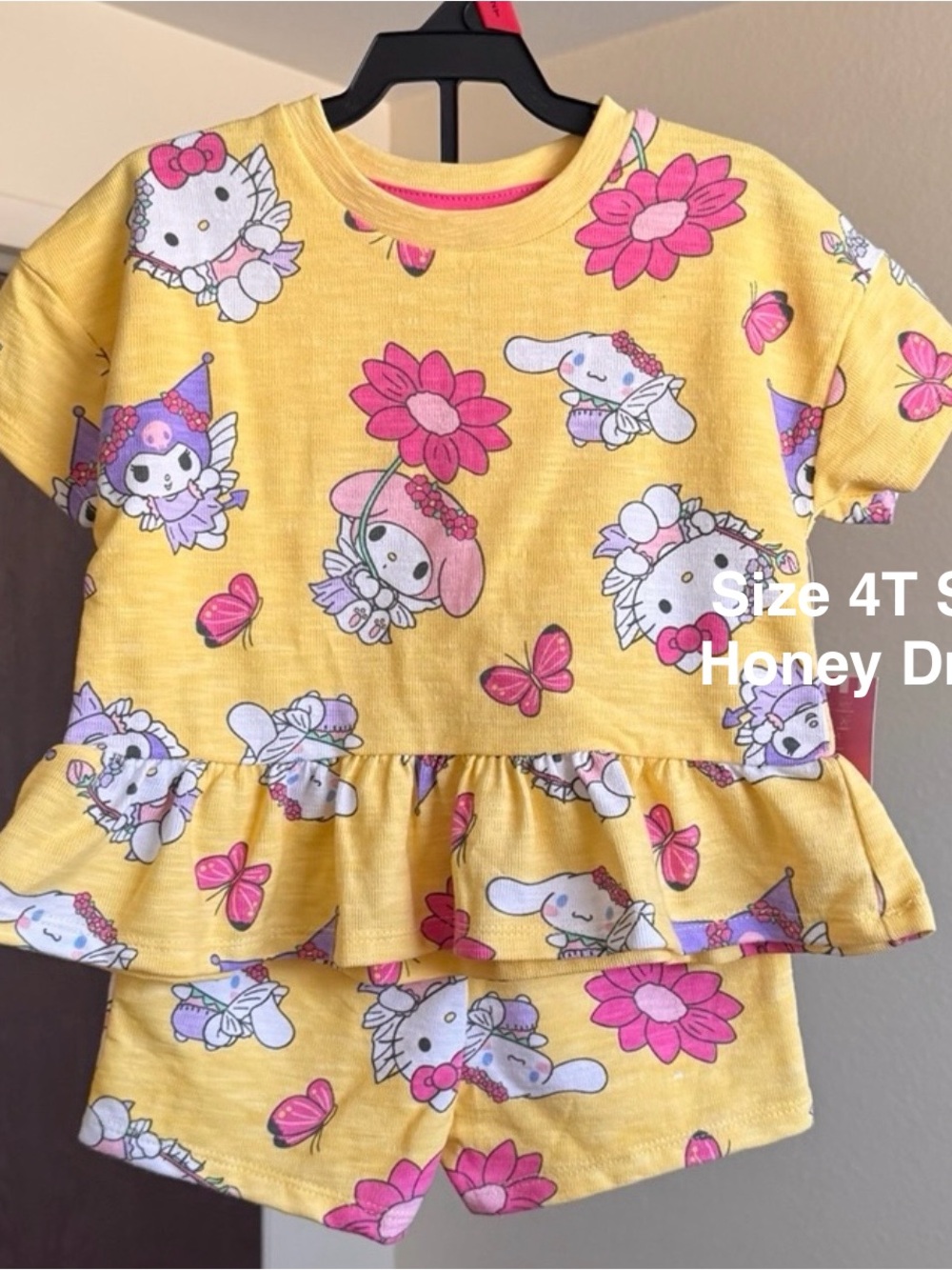 Hello Kitty and Friends Toddler Girls' Short Sleeve Set
